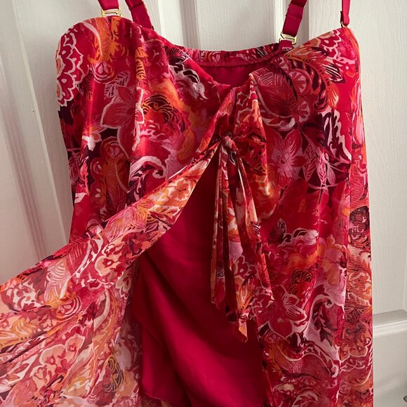 Plus Size Lauren Ralph Lauren 18W Lush Tropical-Print Fly-Away One-Piece - Picture 3 of 5